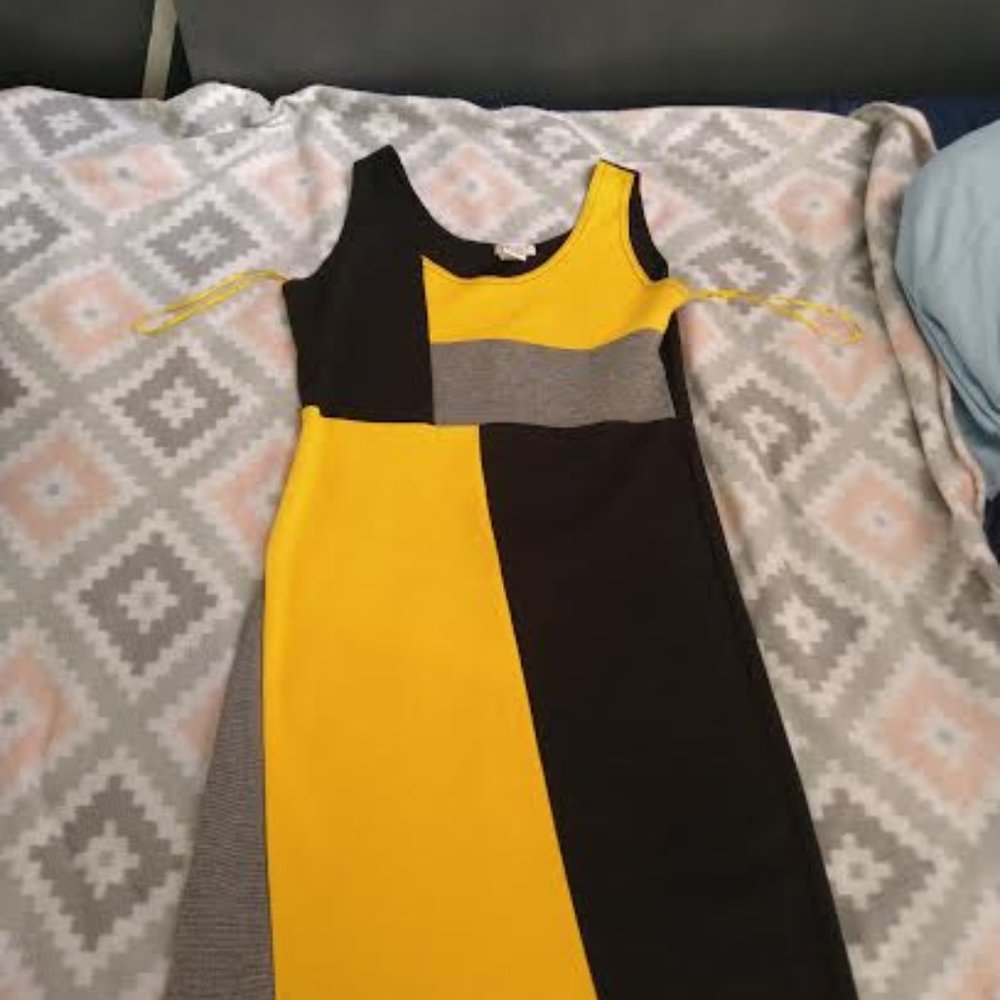 A Fit 2 Go Dress